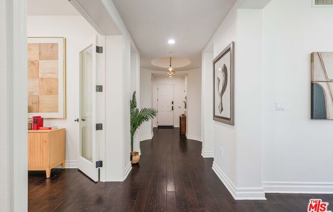 6241 Crescent Park W Unit 401