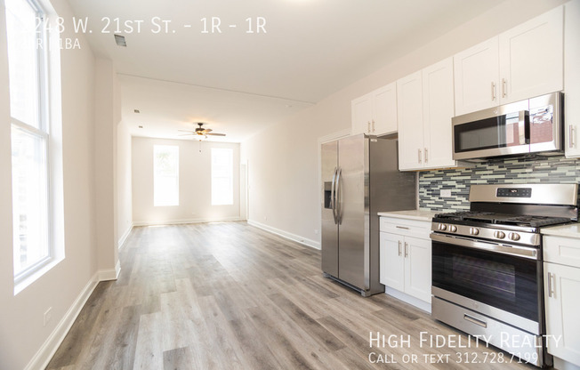 2248 W 21 ST
