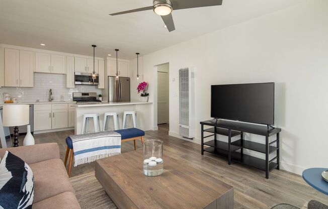 1 bed, 1 bath, 540 sqft, $2,825, Unit D2