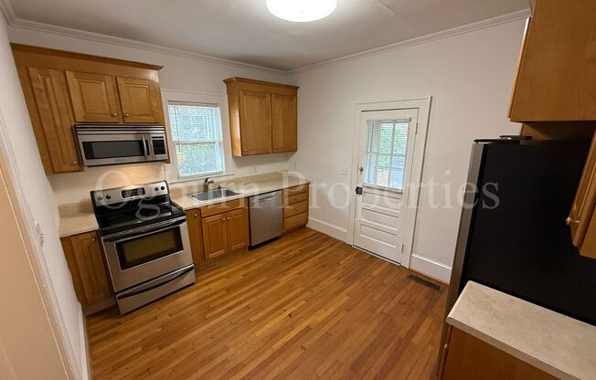 1 bed, 1 bath, $995, Unit 1