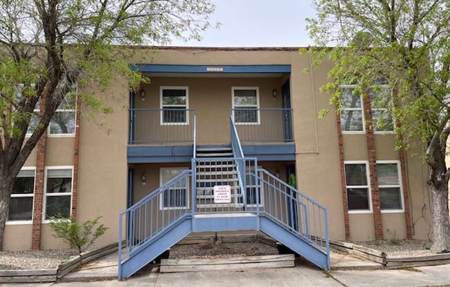 1524 - 12204 Candelaria Rd NE