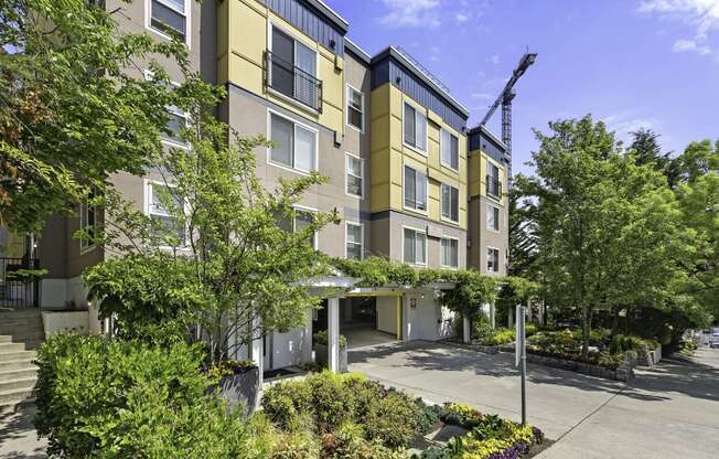 Sir Gallahad Apartment Homes