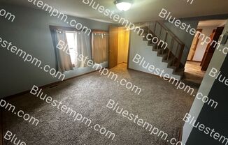 3 beds, 1 bath, $1,500