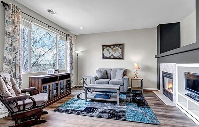 Beautiful home for rent Parker CO on corner lot