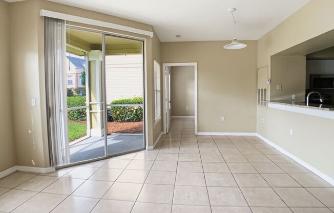 2/2 Upgraded Spacious Condo in Park Central, Millenia area