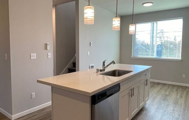 2 beds, 2 baths, 1,502 sqft, $1,595, Unit 3616-B