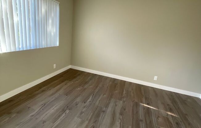 2 beds, 1 bath, 820 sqft, $1,600, Unit 503
