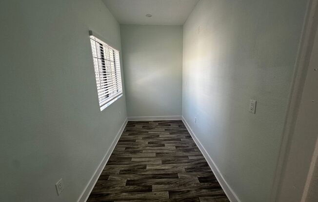 1 bed, 1 bath, 307 sqft, $1,495.83, Unit 15