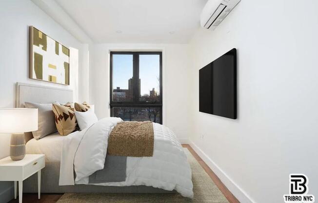 2 beds, 1 bath, $5,000, Unit 2S