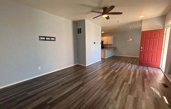 $0 DEPOSIT OPTION!! MODERN HOME WITH SPACIOUS ROOMS, 3 CAR GARAGE, IN LINCOLN CREEK VILLAGE