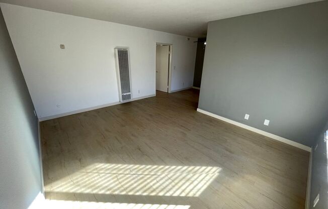 1 bed, 1 bath, 700 sqft, $1,995, Unit 6