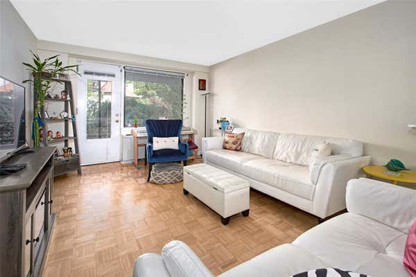 4901 HENRY HUDSON PKWY