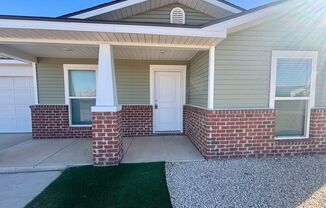 3 beds, 2 baths, $1,450