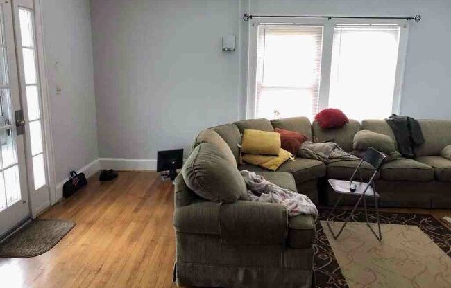 1715 MAGNOLIA AVE