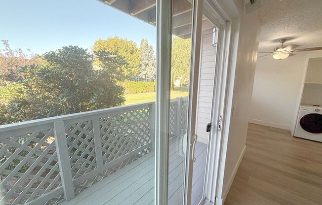 2 beds, 1 bath, 700 sqft, $1,495, Unit 54