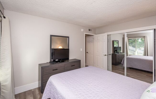 1 bed, 1 bath, 592 sqft, $1,570