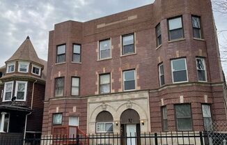 728 N PINE