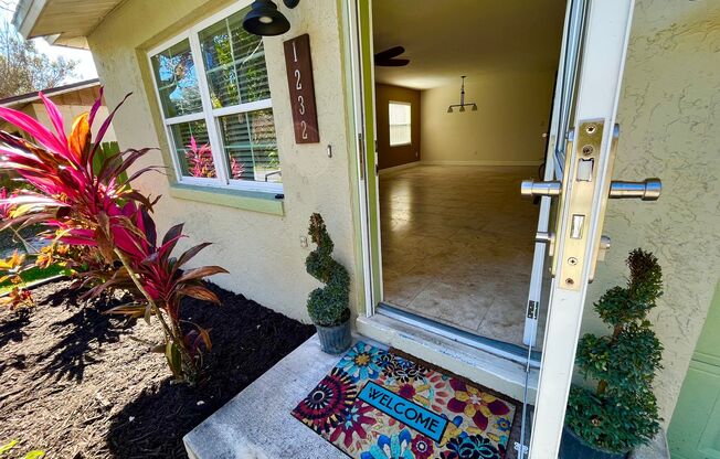FOR RENT - 3/2 w/Garage 1232 Sasoon Ave