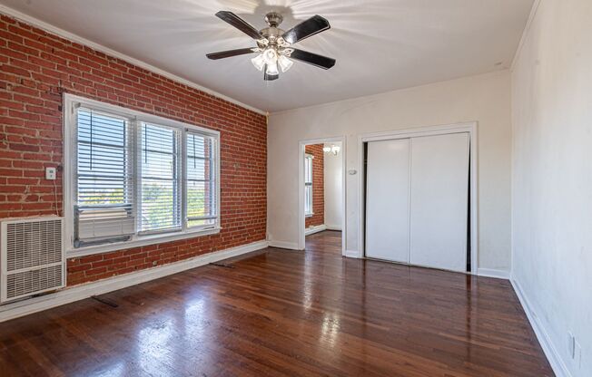 Studio, 1 bath, 350 sqft, $1,450, Unit Unit 407