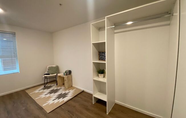 Studio, 1 bath, 185 sqft, $1,450, Unit 5210