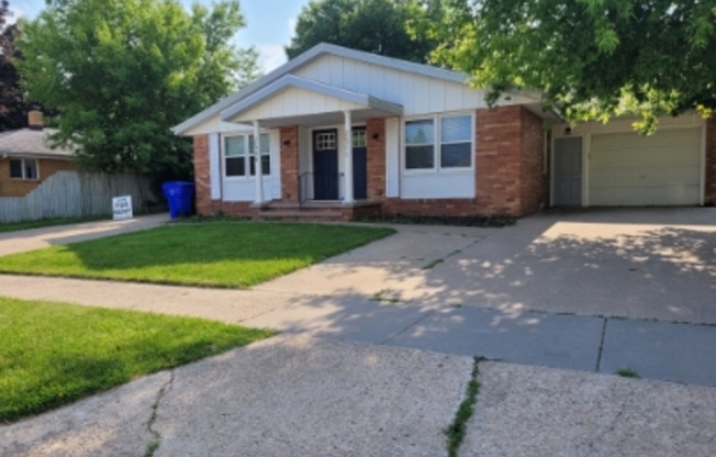 2509 2511 N LOCUST ST