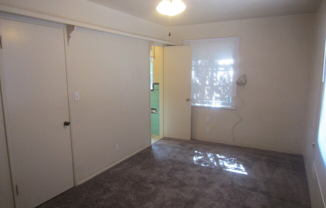 3 beds, 2 baths, $1,600