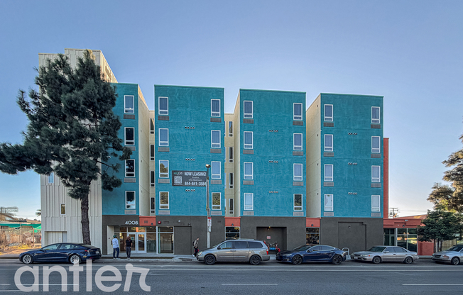 4008 W MARTIN LUTHER KING BLVD