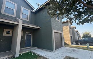 3 beds, 2.5 baths, $1,695