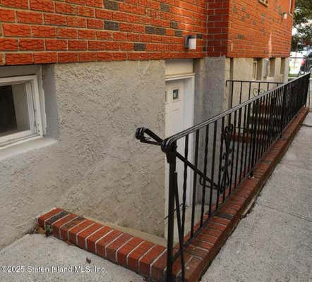 95 WALLACE AVE