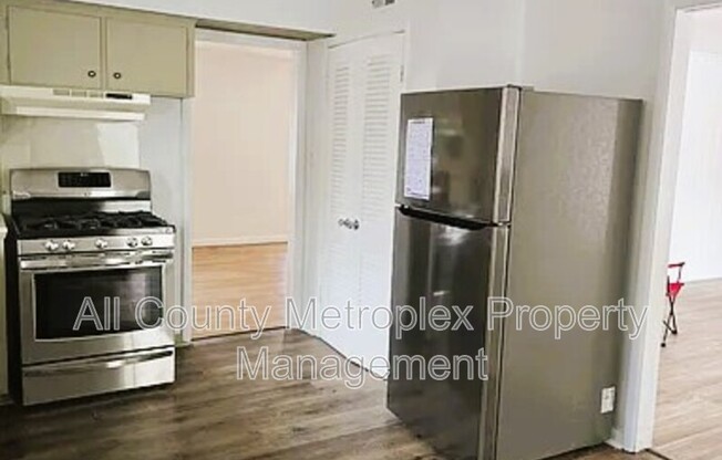 404 HIGHLAND BLVD