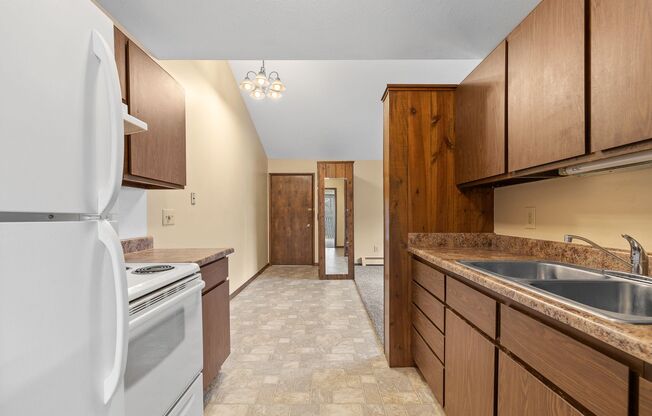 1 bed, 1 bath, $895, Unit #5