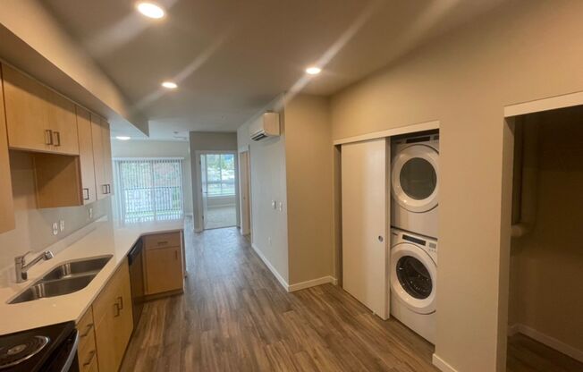 1 bed, 1 bath, 615 sqft, $1,595, Unit 307