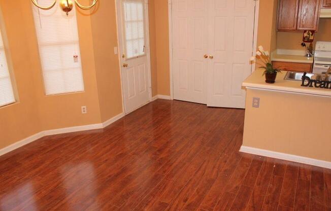 3754 WALDROP LN