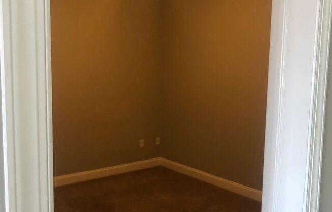 3 beds, 3 baths, 1,500 sqft, $2,000, Unit 315