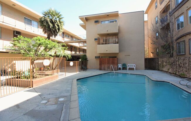8123 - Sepulveda Apartments