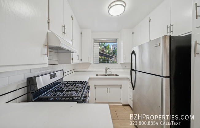 1215 N. Hayworth Ave