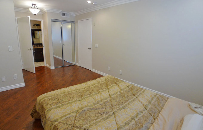 1 bed, 1 bath, 650 sqft, $2,095, Unit 216