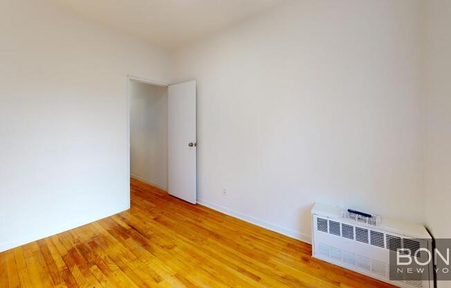 1 bed, 1 bath, $2,975, Unit 5D