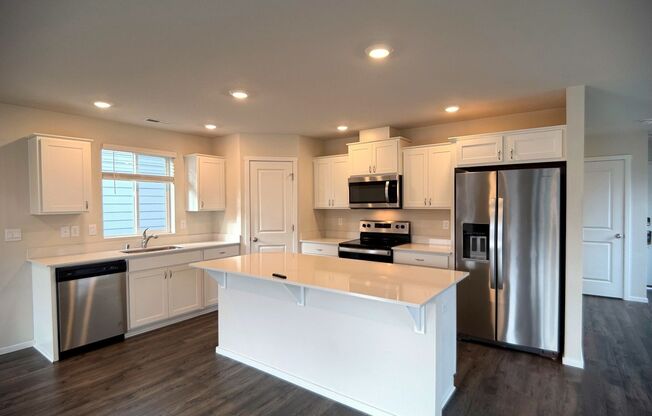 LIKE NEW 4 Bedroom Ridgefield Home on Corner Lot for Rent - 2945 N. 3rd Way