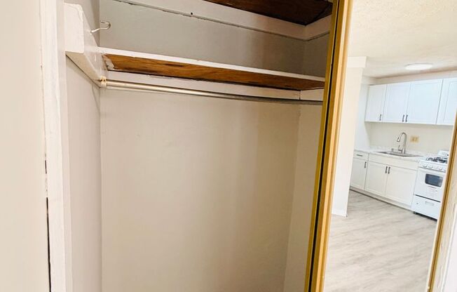 One Bedroom on Quiet Mt Washington Street