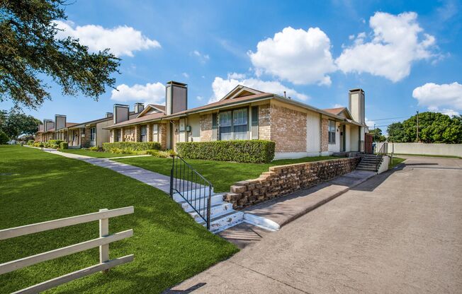 2-Bedroom Condo in Garland - Private Patio & Two Car Garage