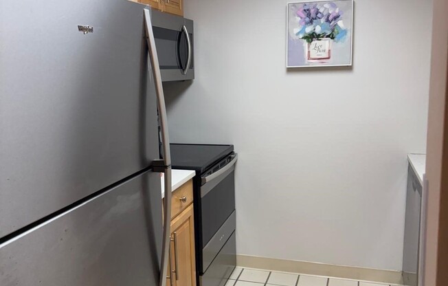 1 bed, 1 bath, 800 sqft, $2,300, Unit 502