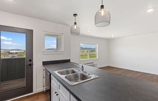 5157 West Side Flats