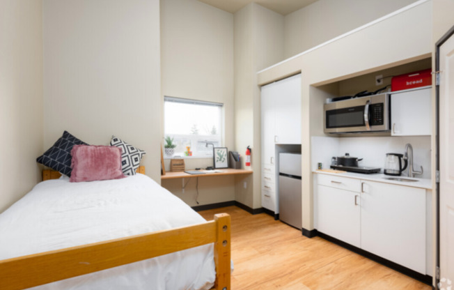 Studio, 1 bath, 177 sqft, $866, Unit Sophie - Unit 303 MFTE