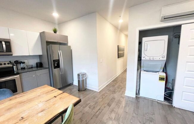 1 bed, 1 bath, 750 sqft, $1,600, Unit Unit 3