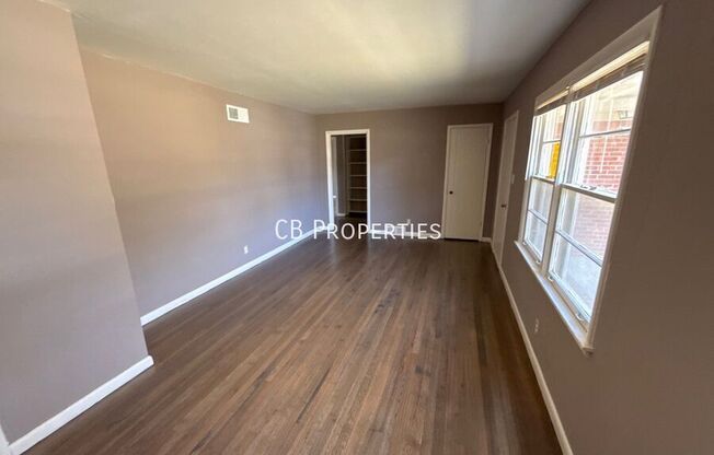 3701 BEDFORD LN