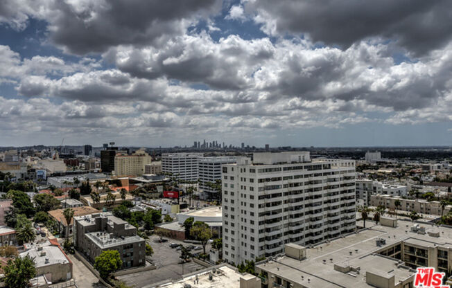 2 beds, 3 baths, 2,085 sqft, $7,250, Unit 1207