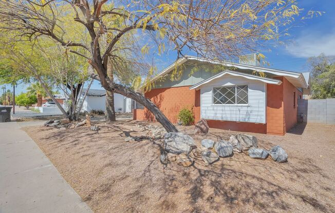 Spacious 3-bedroom, 3-bathroom home with an additional casita located in Scottsdale, AZ