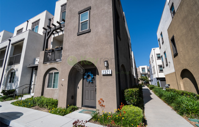 Stunning Verano at Skyline |Gated Community |HOA, Pool, Playground