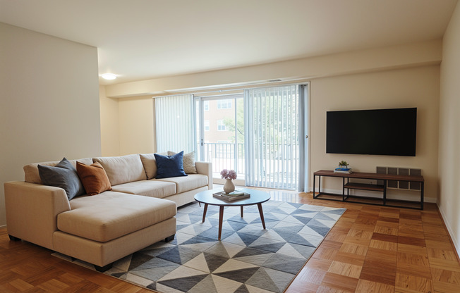 Columbia Courts Apartments